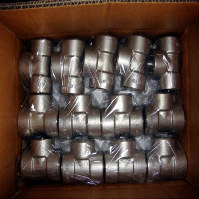 3000lbs A105 Round Head Plug Stainless Steel Fittings